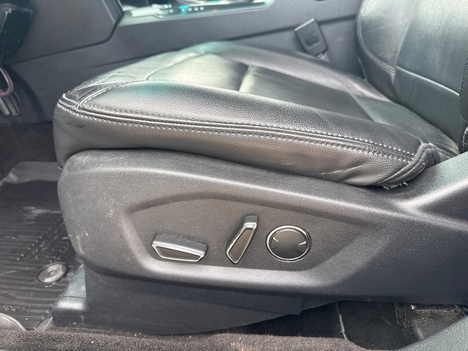 Ford Explorer XLT 2016-26