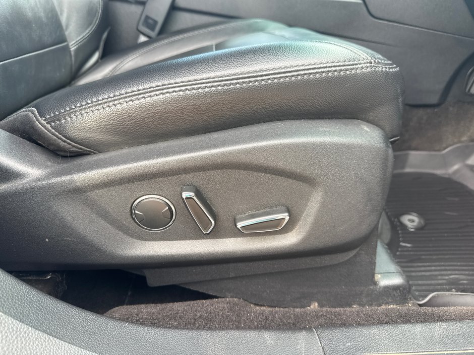 Ford Explorer XLT 2016-13