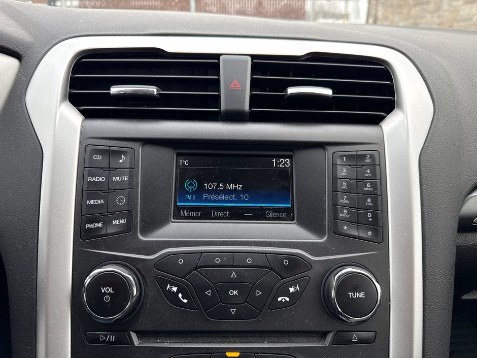 2016 Ford Fusion S-19