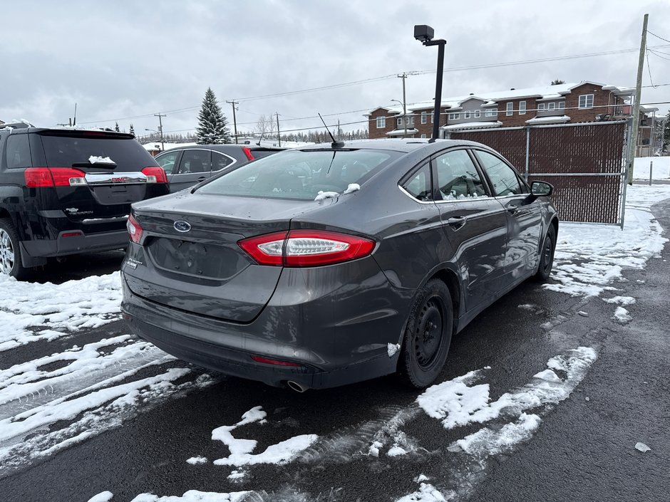 2016 Ford Fusion S-4