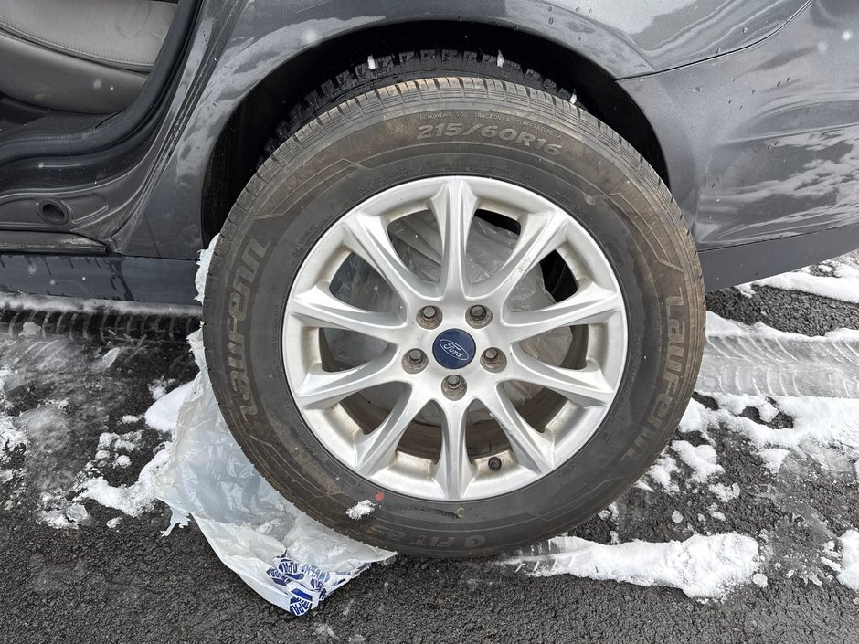 2016 Ford Fusion S-24