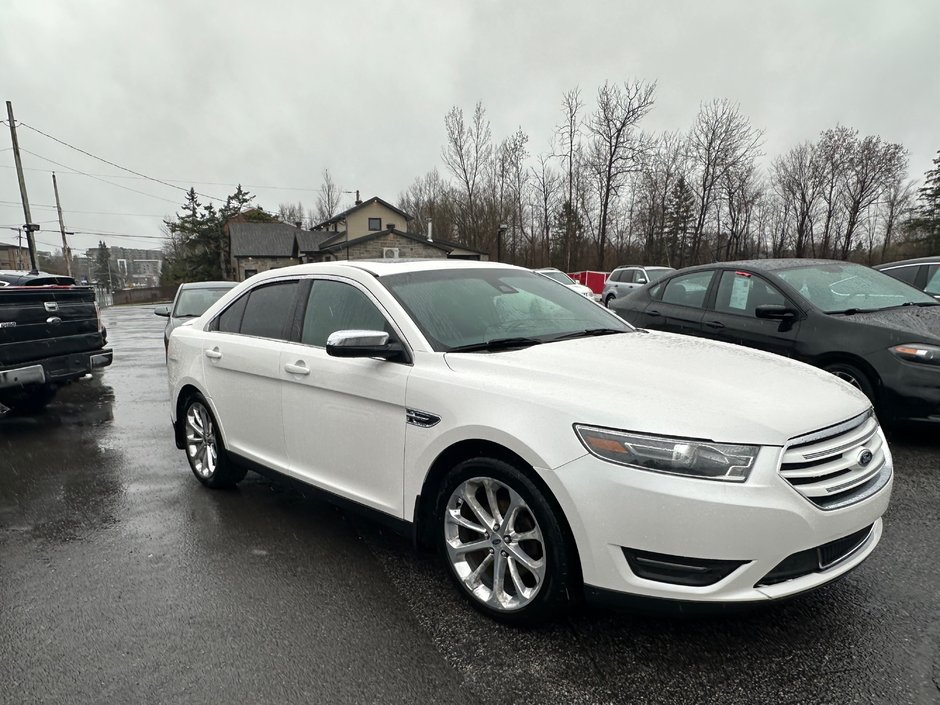 2015 Ford Taurus LIMITED-0