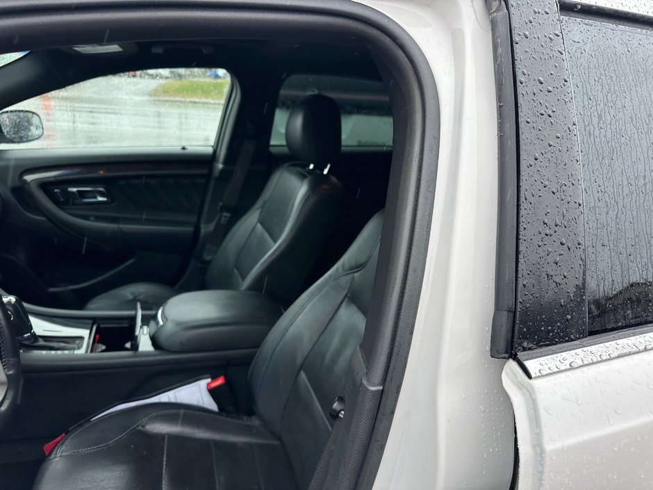 2015 Ford Taurus LIMITED-6