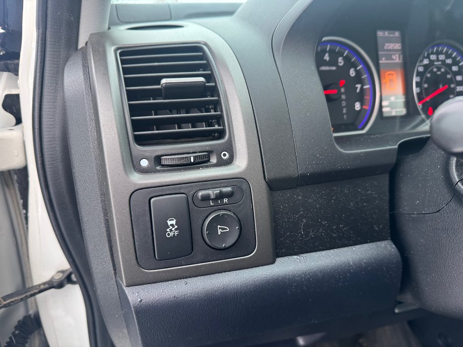 Honda CR-V LX 2011-7