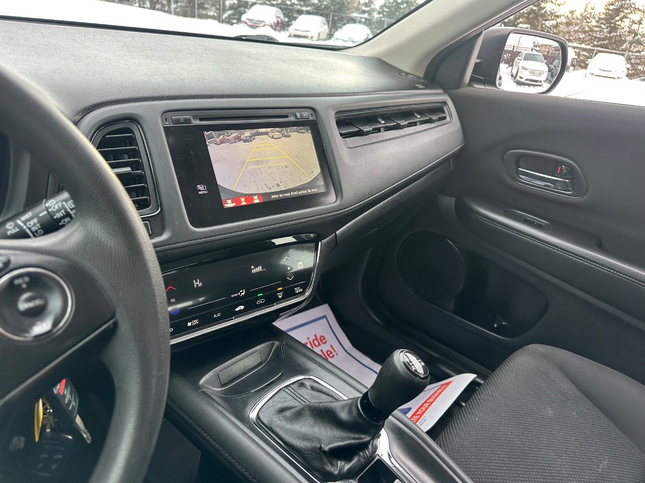 Honda HR-V LX 2016-14