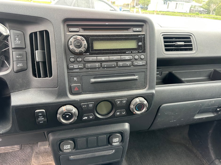 2011 Honda Ridgeline LX-11