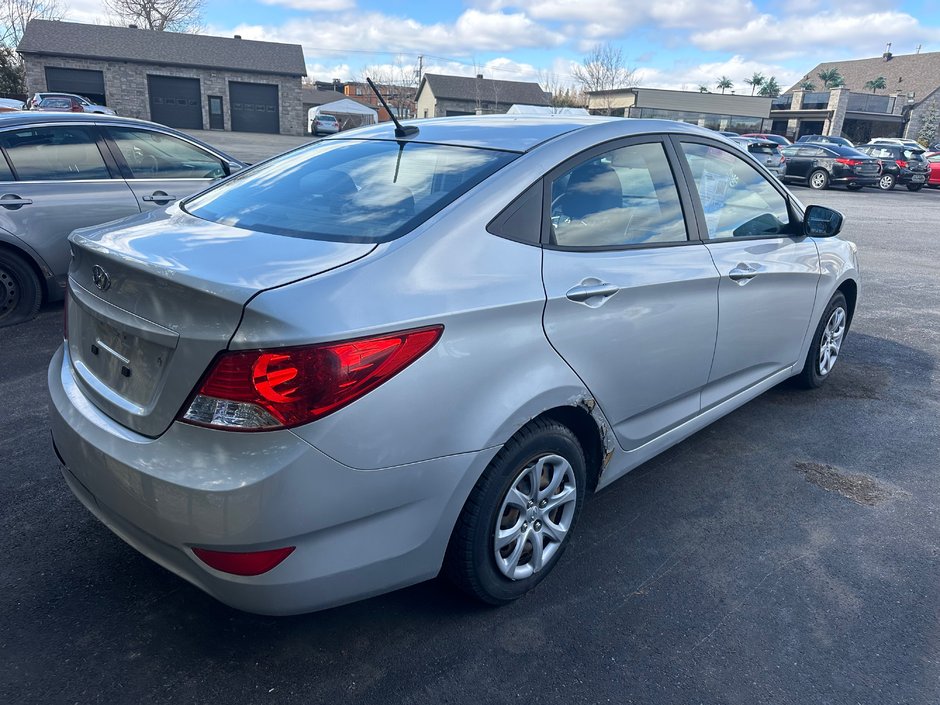 2012 Hyundai Accent GL-3