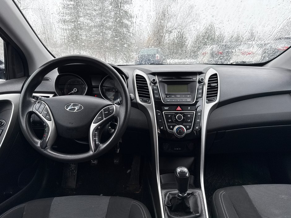 2013 Hyundai Elantra GT GL-17