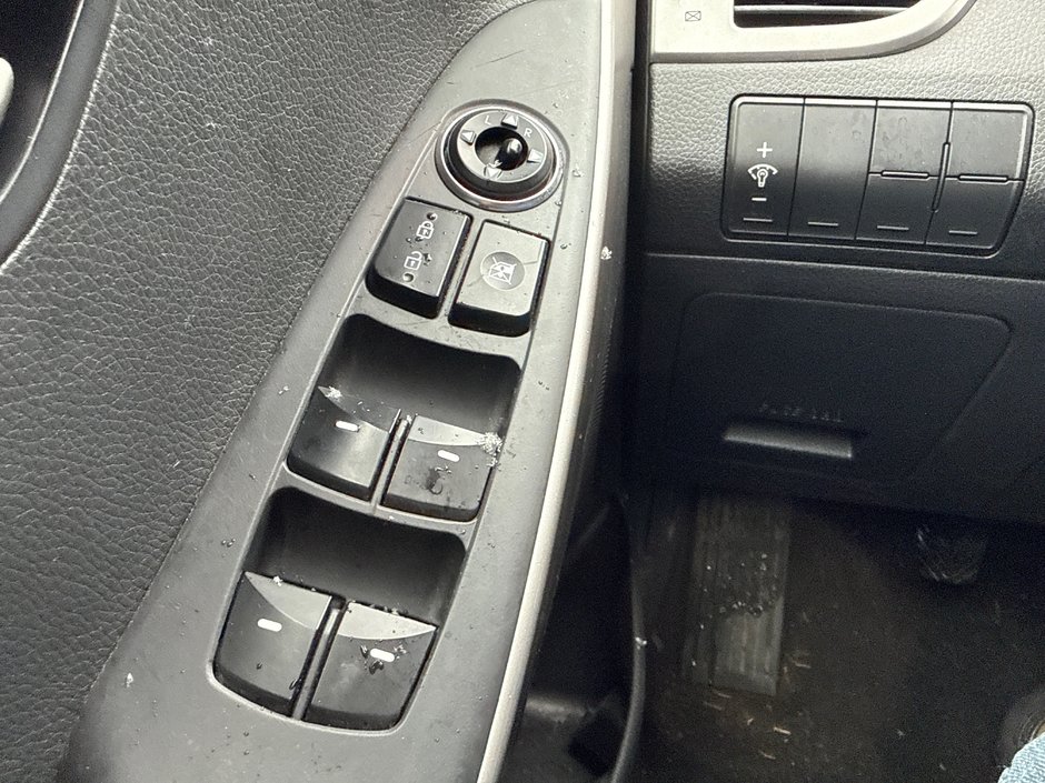 2013 Hyundai Elantra GT GL-20