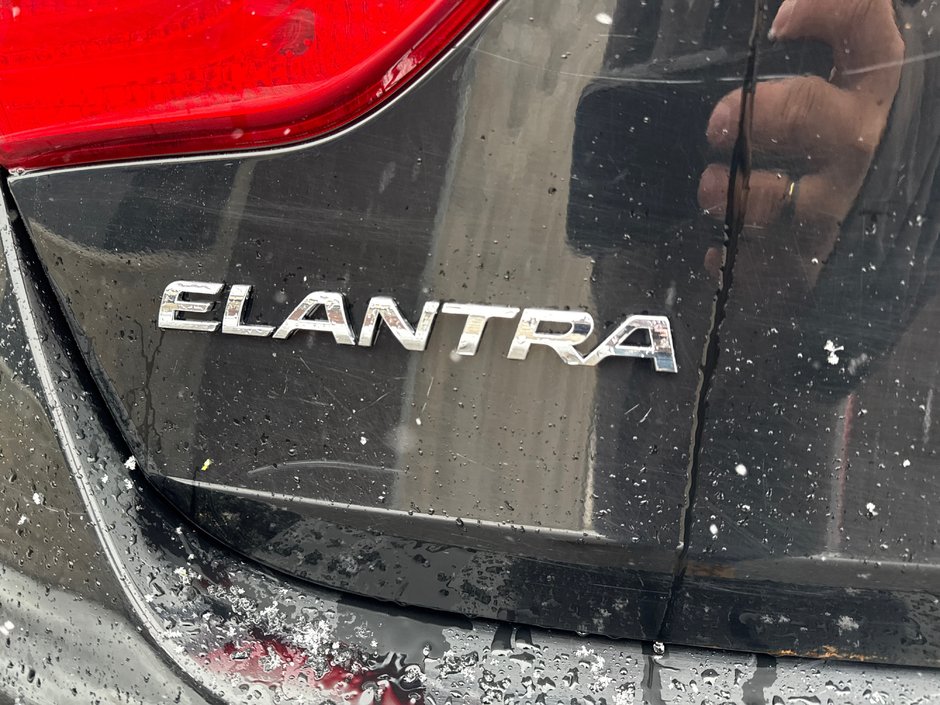 2013 Hyundai Elantra GT GL-12