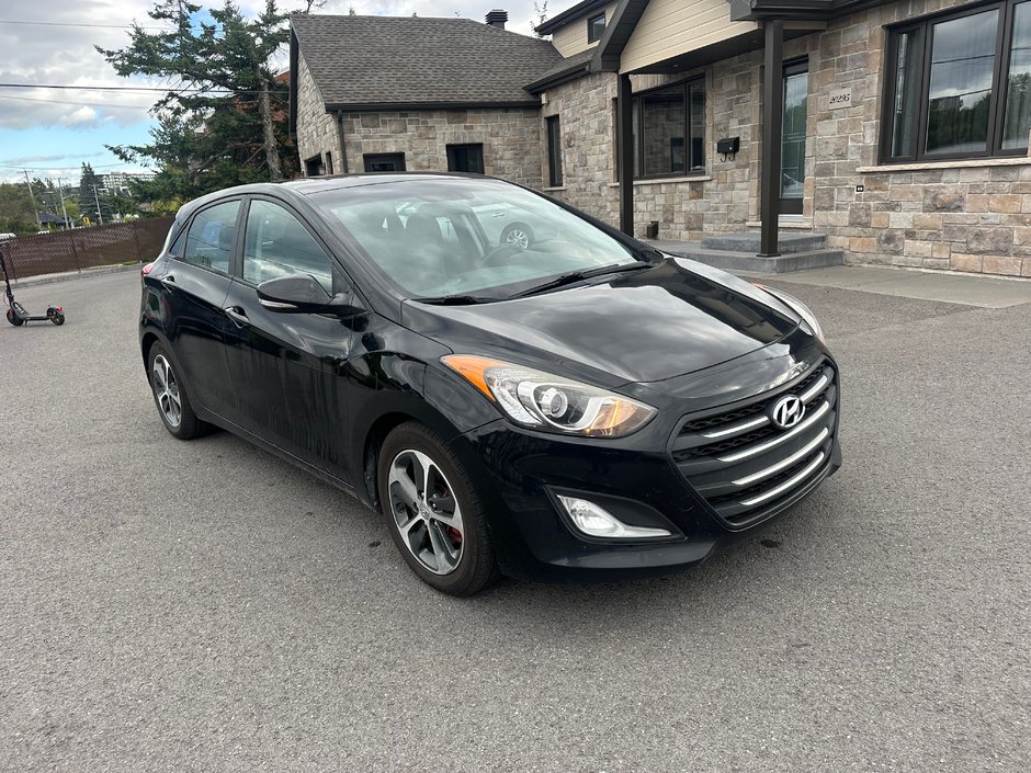 Hyundai Elantra GT GLS 2016-0