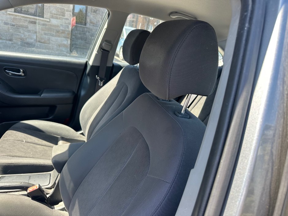 2010 Hyundai Elantra GL-5