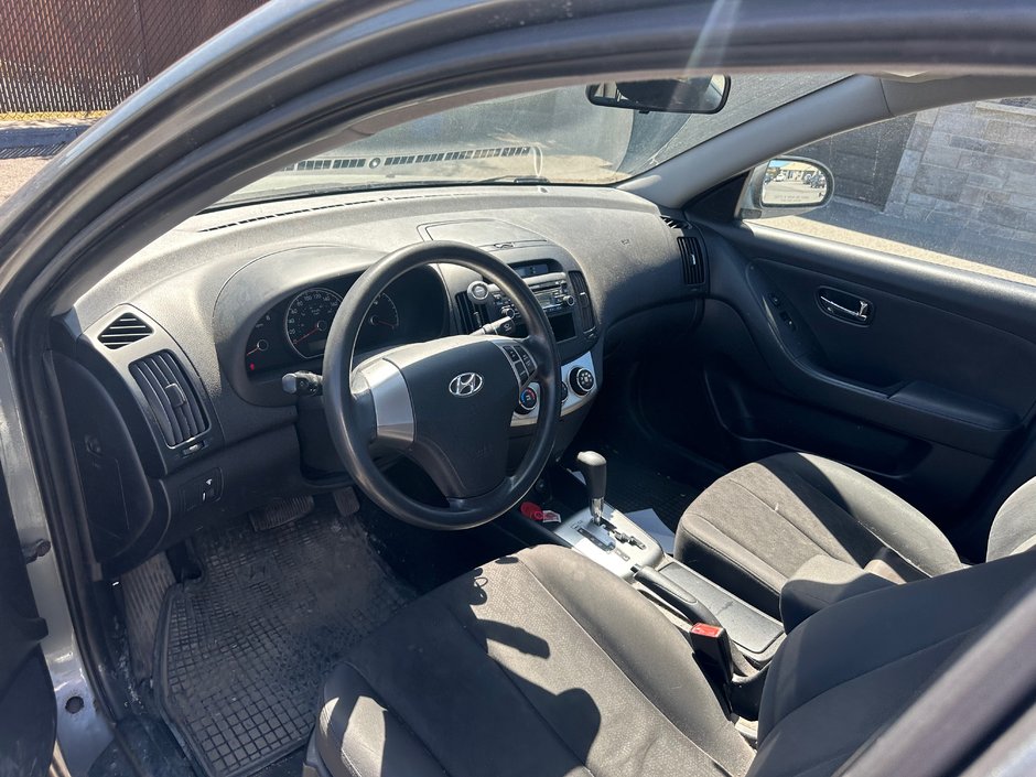 2010 Hyundai Elantra GL-4