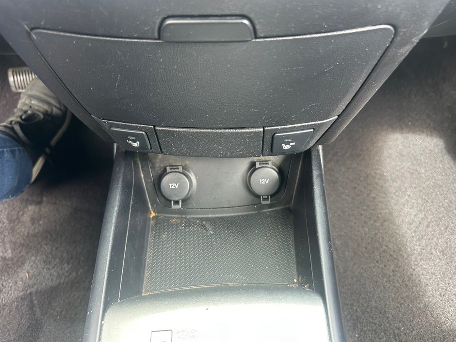 Hyundai Elantra GL 2010-9