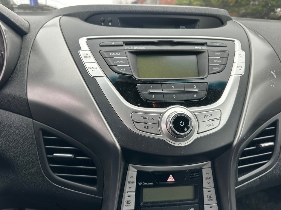 2012 Hyundai Elantra Limited-14