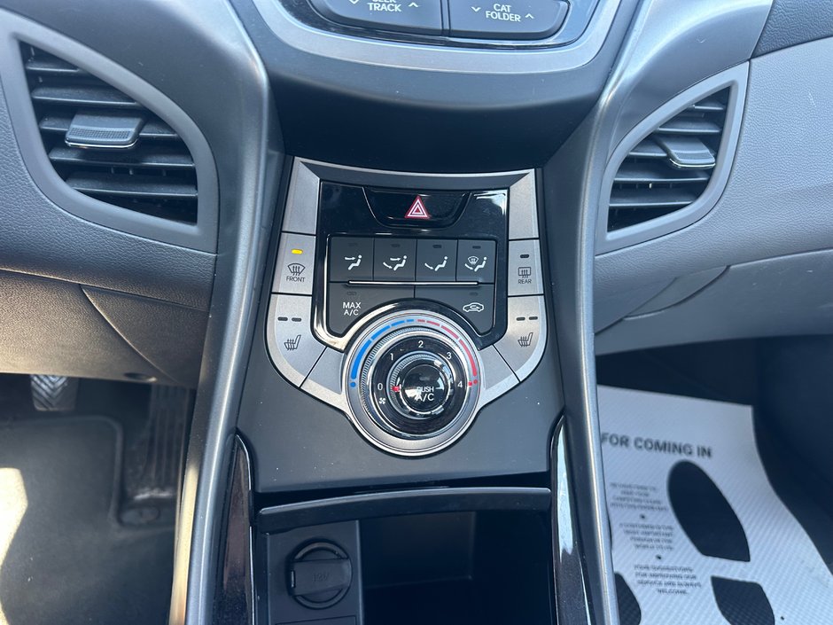 Hyundai Elantra GL 2013-10