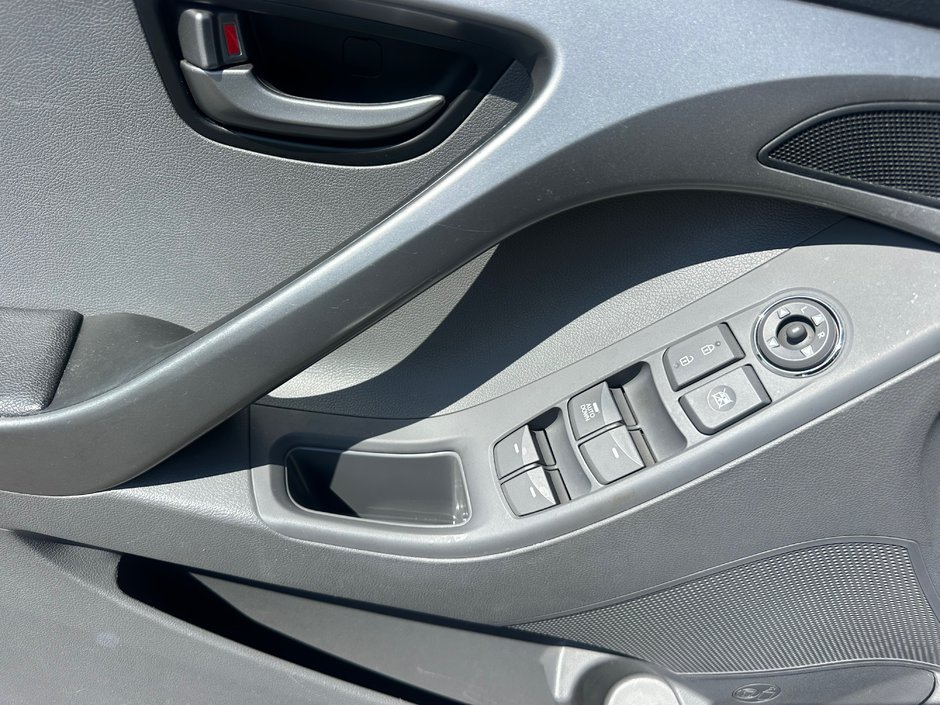 Hyundai Elantra GL 2013-12