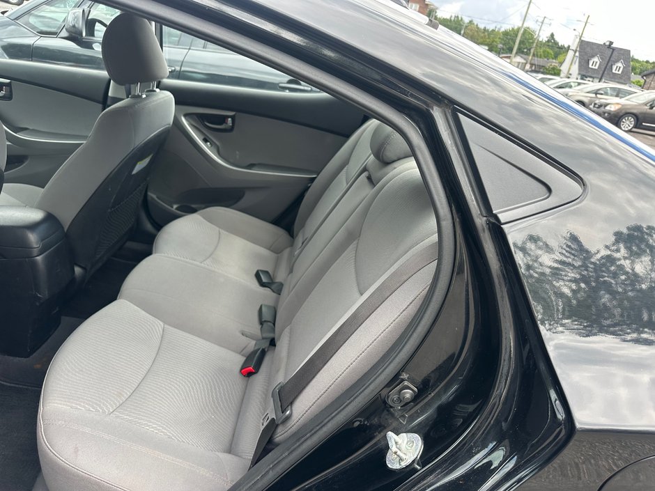 2014 Hyundai Elantra GL-6