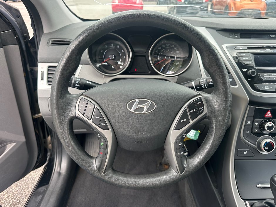 2014 Hyundai Elantra GL-9