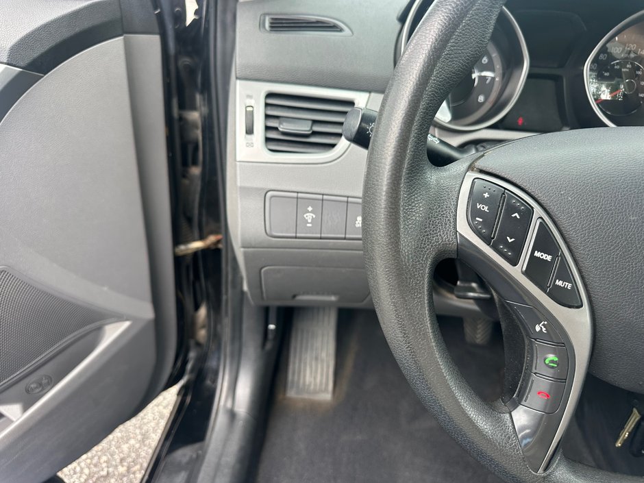 2014 Hyundai Elantra GL-10