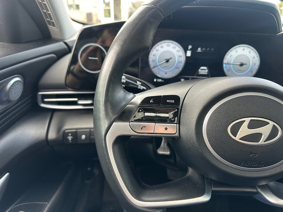 Hyundai Elantra Preferred 2024-12