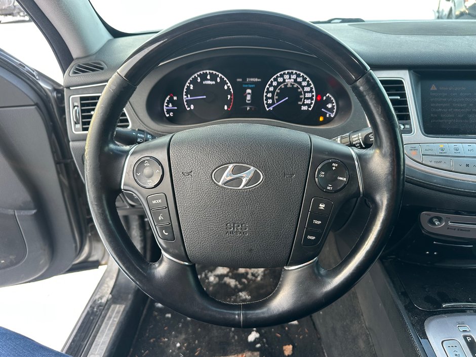 2012 Hyundai Genesis Sedan TECHNOLOGY PACKAGE-8