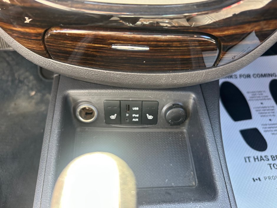 2011 Hyundai Santa Fe Limited  AWD-7