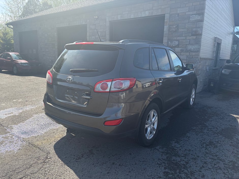 2012 Hyundai Santa Fe Limited w/Navi-4