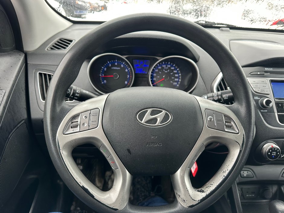 2013 Hyundai Tucson GL-9