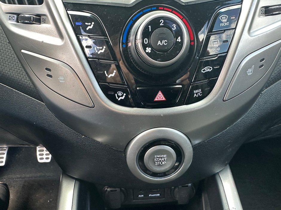 2012 Hyundai Veloster w/Tech-9