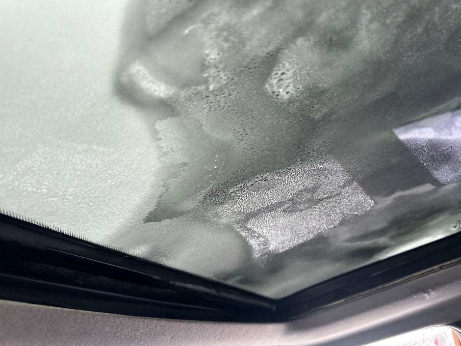 Hyundai Veloster w/Tech 2012-11