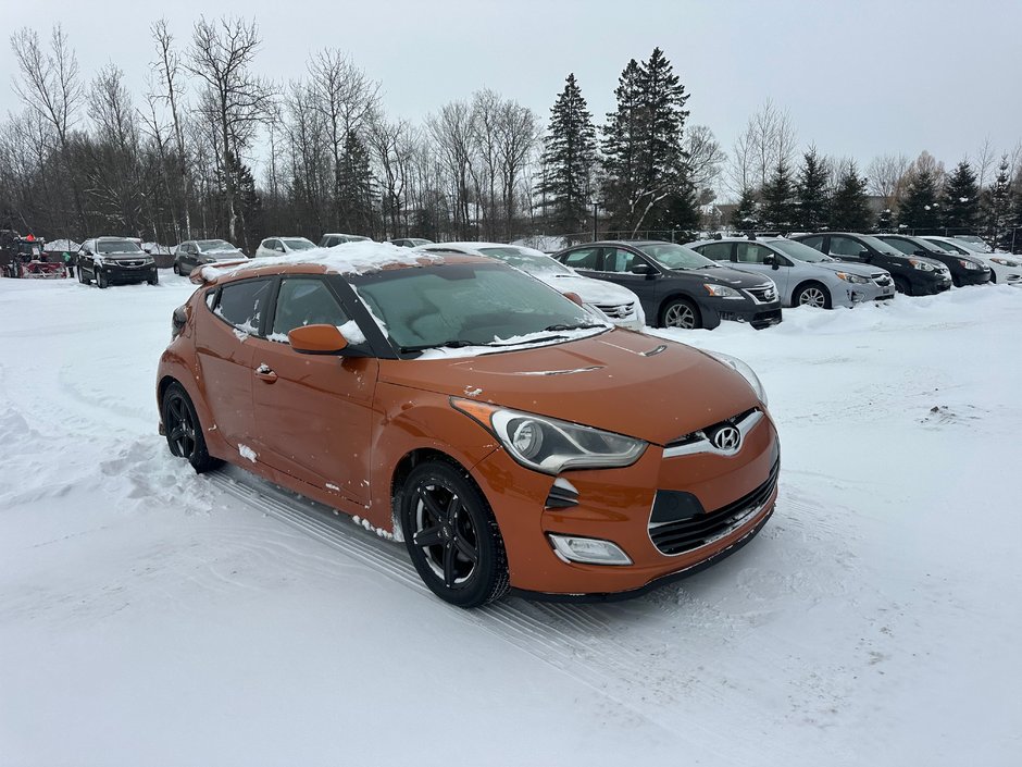 Hyundai Veloster w/Tech 2012-0