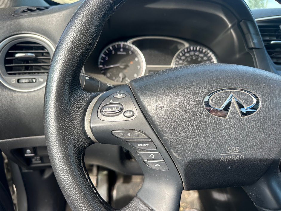 Infiniti JX35 BASE 2013-11