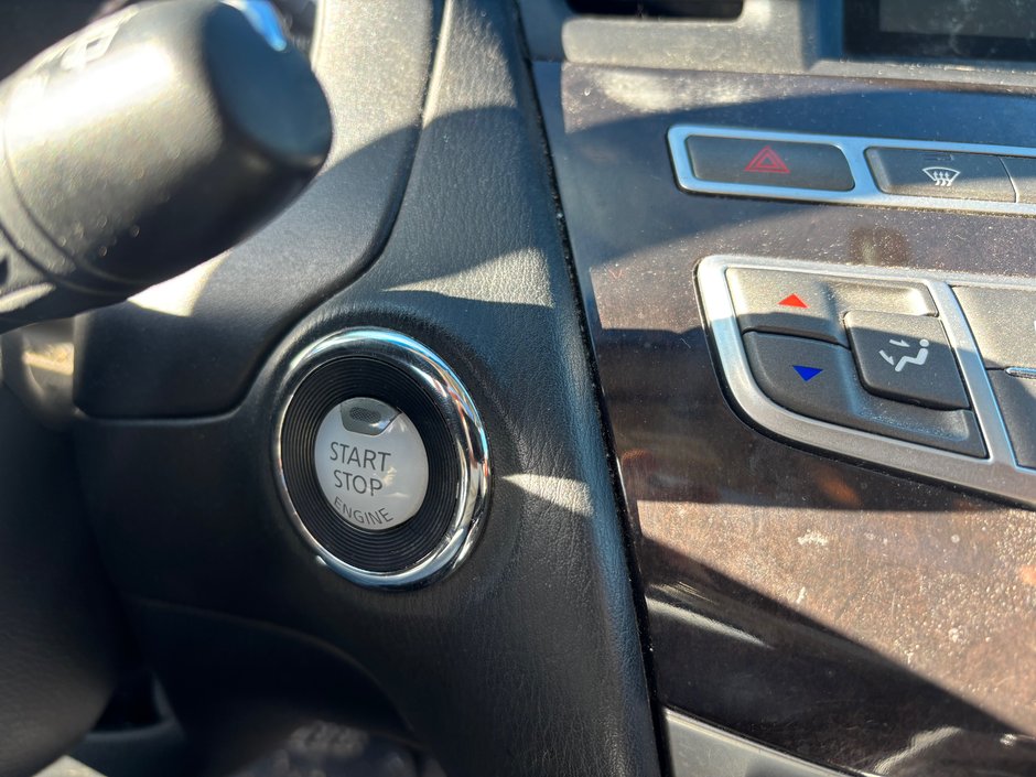 Infiniti JX35 BASE 2013-13