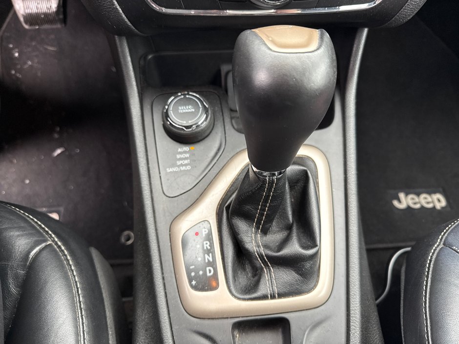 Jeep Cherokee LIMITED 2014-10