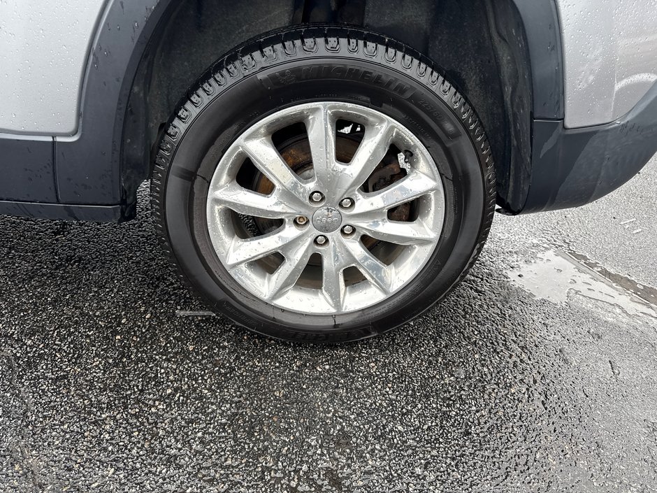 Jeep Cherokee LIMITED 2014-5