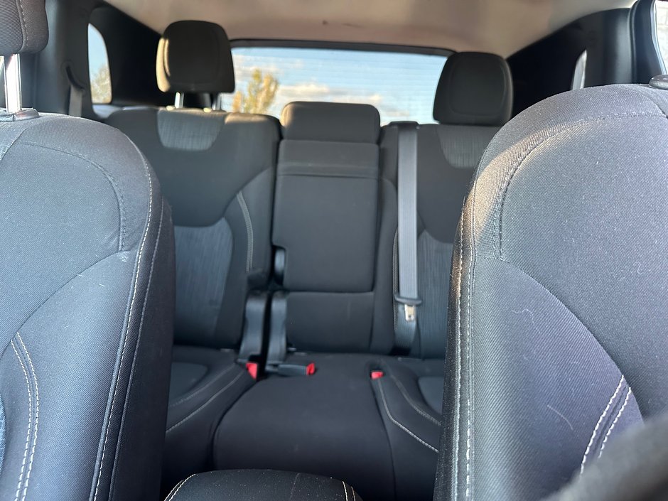 Jeep Cherokee NORTH 2015-8