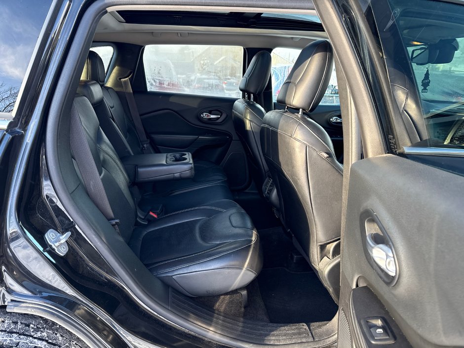 2015 Jeep Cherokee LIMITED-4