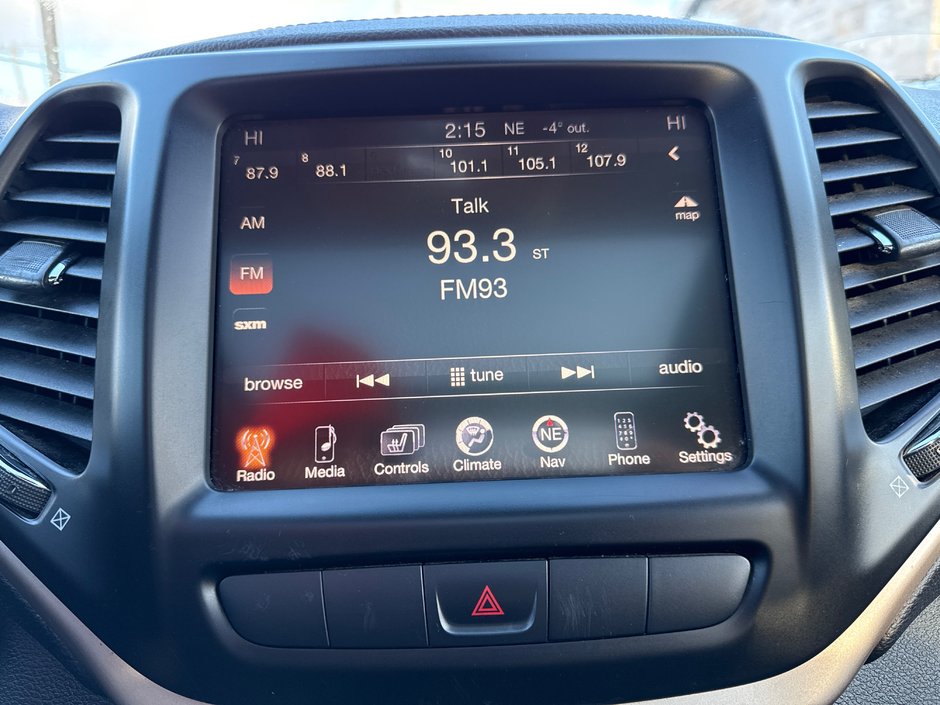 2015 Jeep Cherokee LIMITED-33