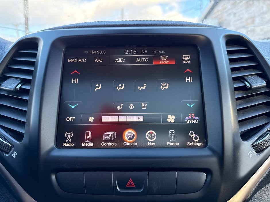 2015 Jeep Cherokee LIMITED-35