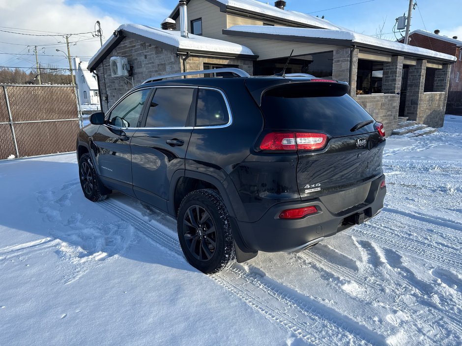 2015 Jeep Cherokee LIMITED-14