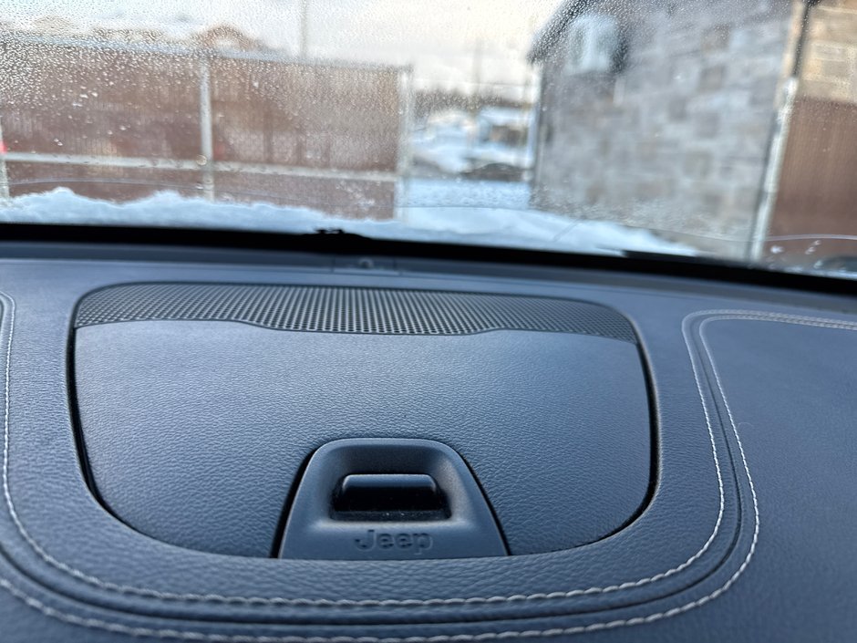 2015 Jeep Cherokee LIMITED-31