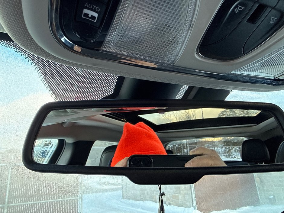 2015 Jeep Cherokee LIMITED-30