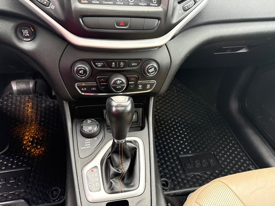 Jeep Cherokee Limited 2015-14