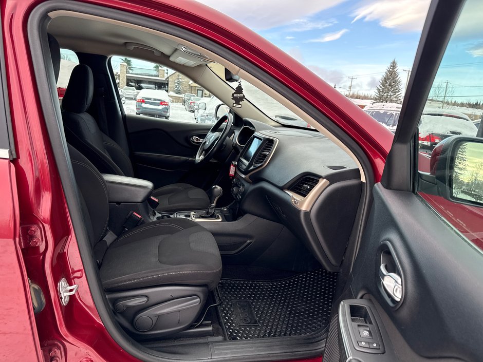 Jeep Cherokee NORTH 2016-8