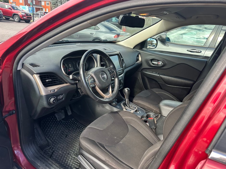 Jeep Cherokee NORTH 2016-8