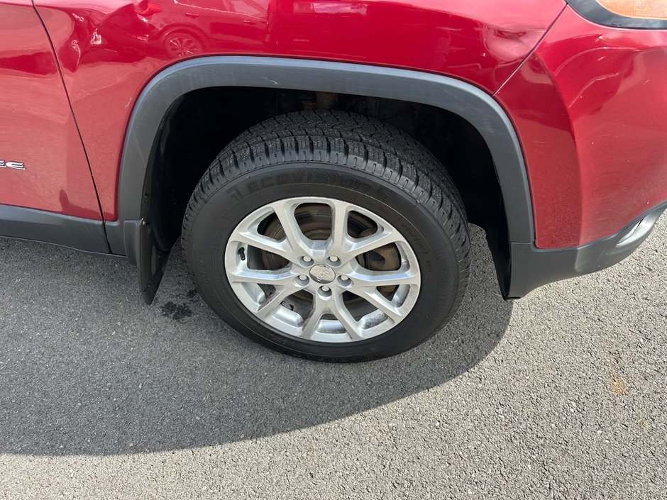 Jeep Cherokee NORTH 2016-4