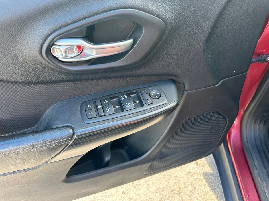 Jeep Cherokee NORTH 2016-7