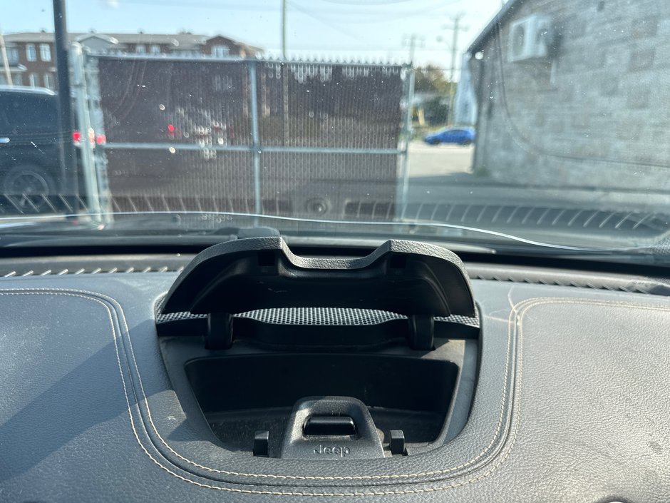 Jeep Cherokee NORTH 2016-26