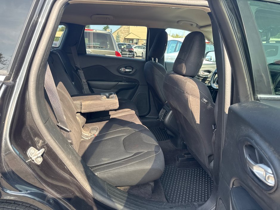 Jeep Cherokee NORTH 2016-6